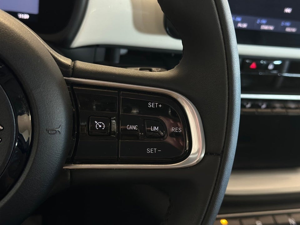 Fiat 500e 42 Icon 3d