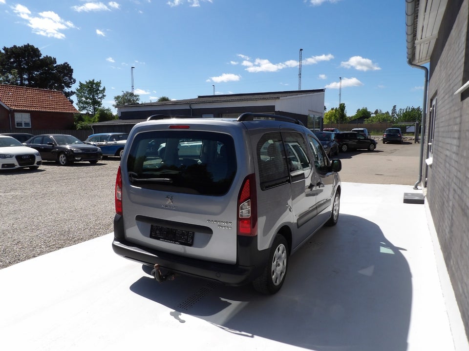 Peugeot Partner Tepee 1,6 BlueHDi 100 Active 5d