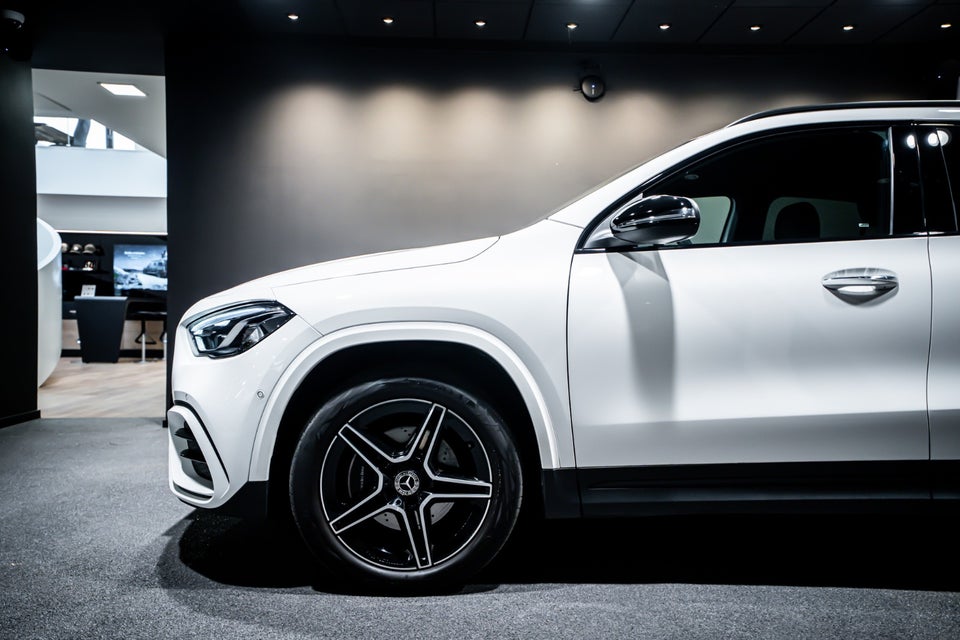 Mercedes GLA250 e 1,3 AMG Premium aut. 5d