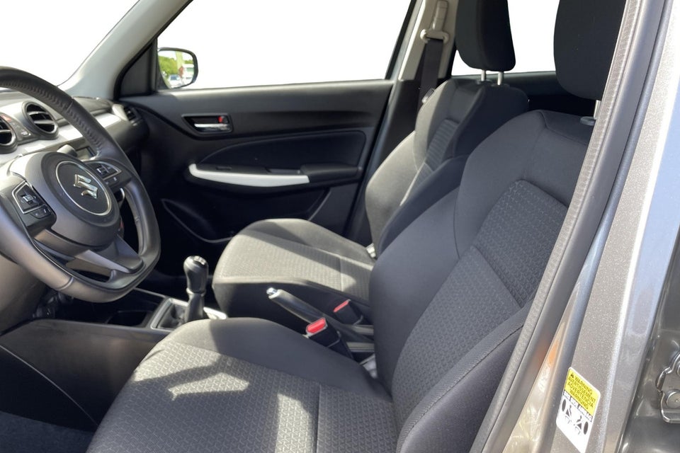 Suzuki Swift 1,2 Dualjet mHybrid Action 5d