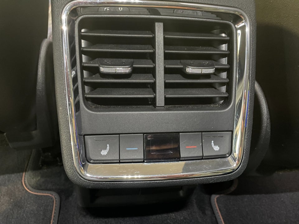 Skoda Enyaq 80 iV Suite 5d