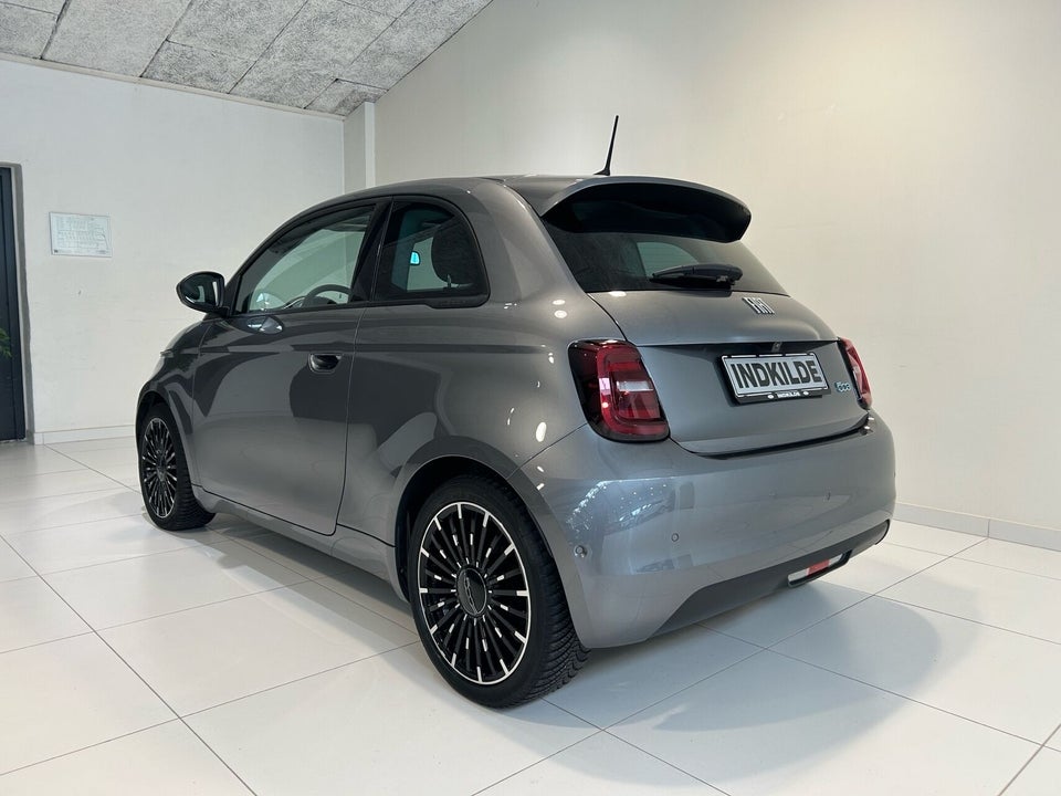 Fiat 500e 42 Icon 3d