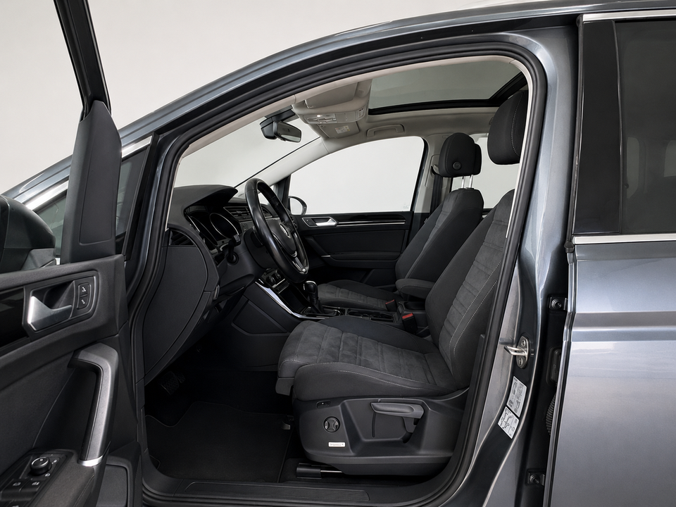 VW Touran 1,5 TSi 150 Highline DSG 7prs 5d