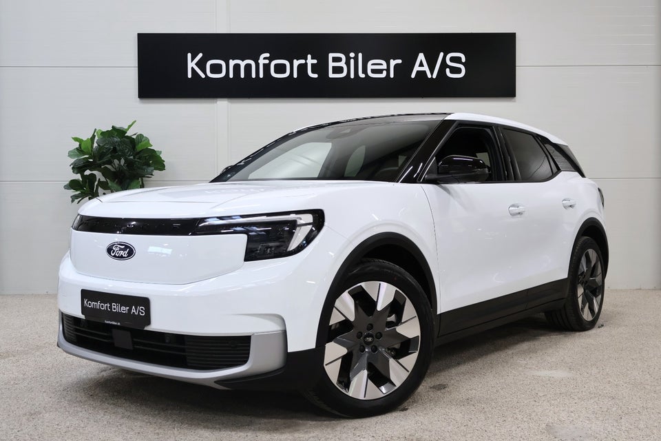 Ford Explorer 82 Premium Extended Range 5d