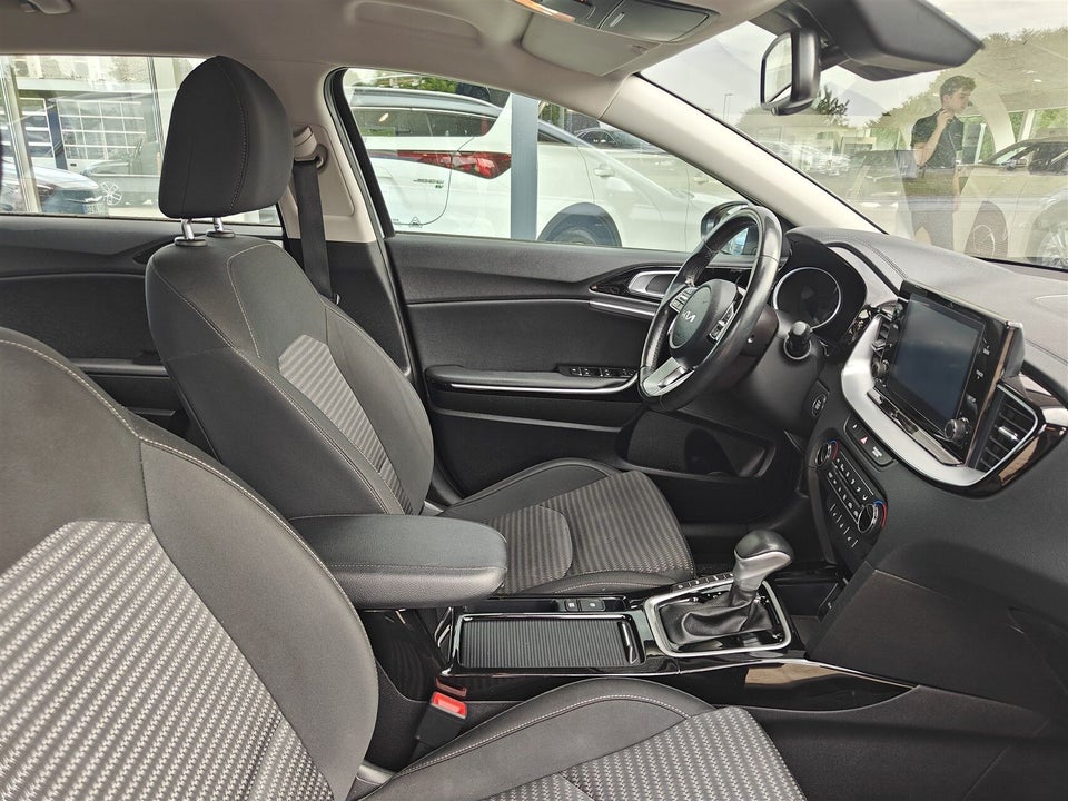 Kia Ceed 1,6 PHEV Prestige SW DCT 5d