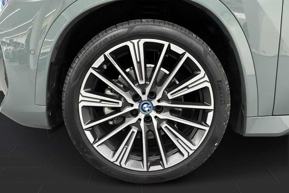 BMW iX1 xDrive30 Fully Charged 5d