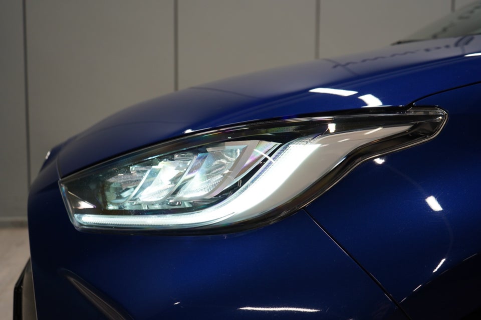 Toyota Yaris 1,5 Hybrid H3 Style e-CVT 5d