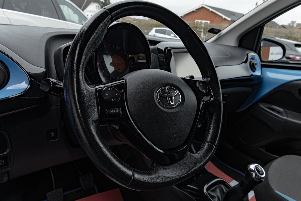 Toyota Aygo 1,0 VVT-i x-cite 5d