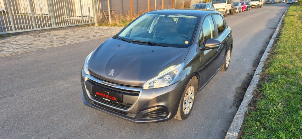 Peugeot 208 1,6 BlueHDi 100 Desire 5d