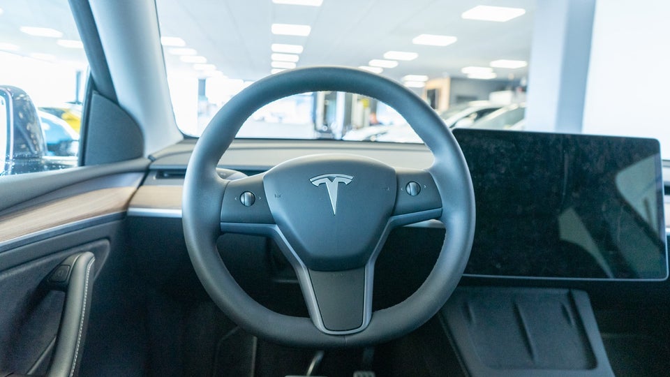 Tesla Model Y Performance AWD 5d