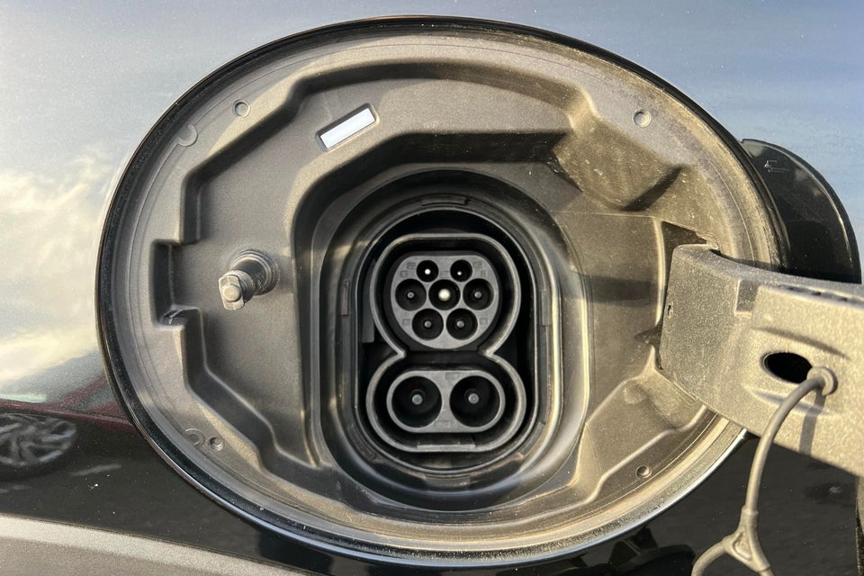 MINI Cooper SE Essential 3d