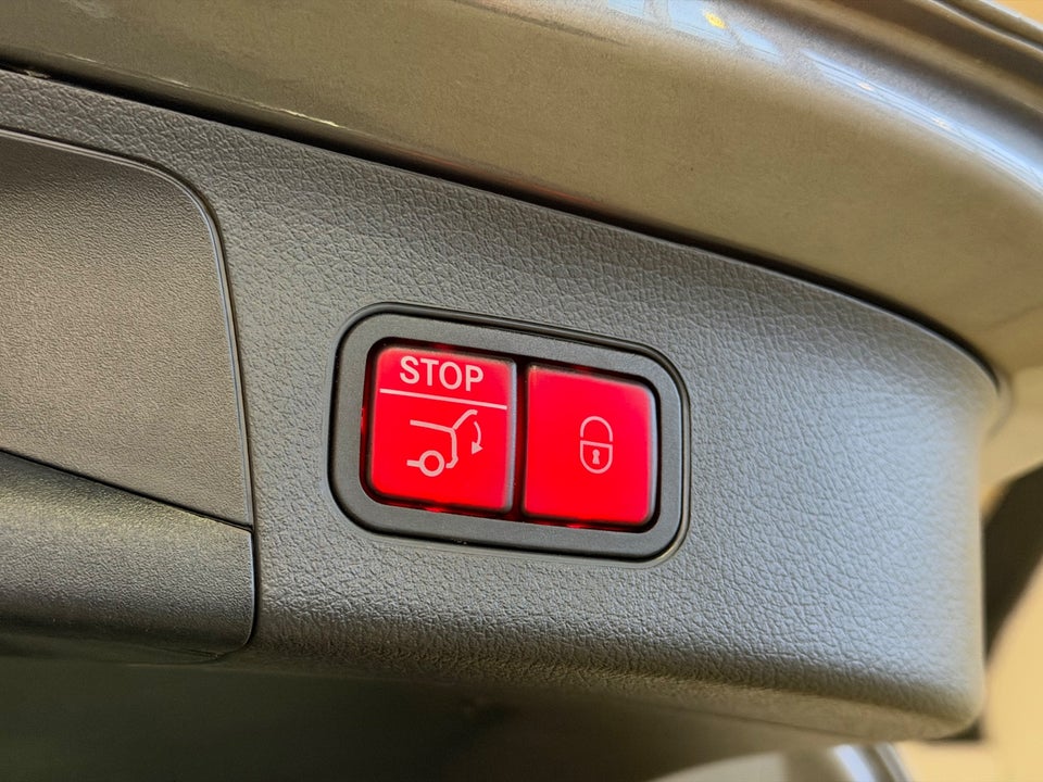 Mercedes EQA300 AMG Line 4Matic 5d