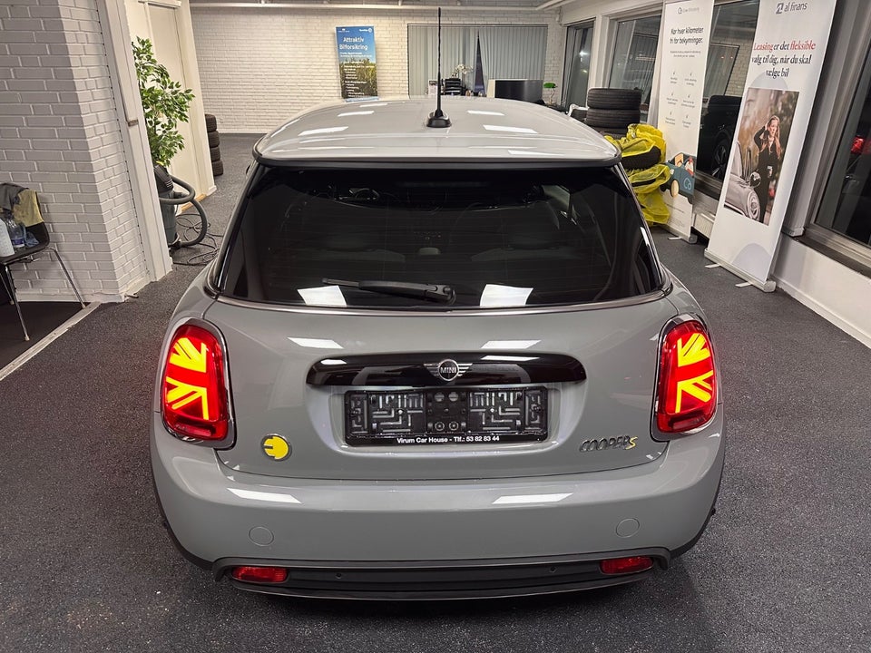 MINI Cooper SE Experience 3d