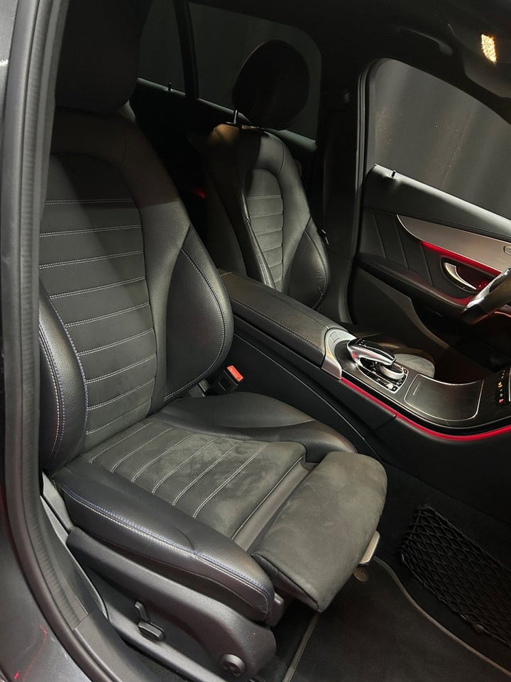 Mercedes C220 d 2,0 AMG Line Night Edition stc. aut. 5d