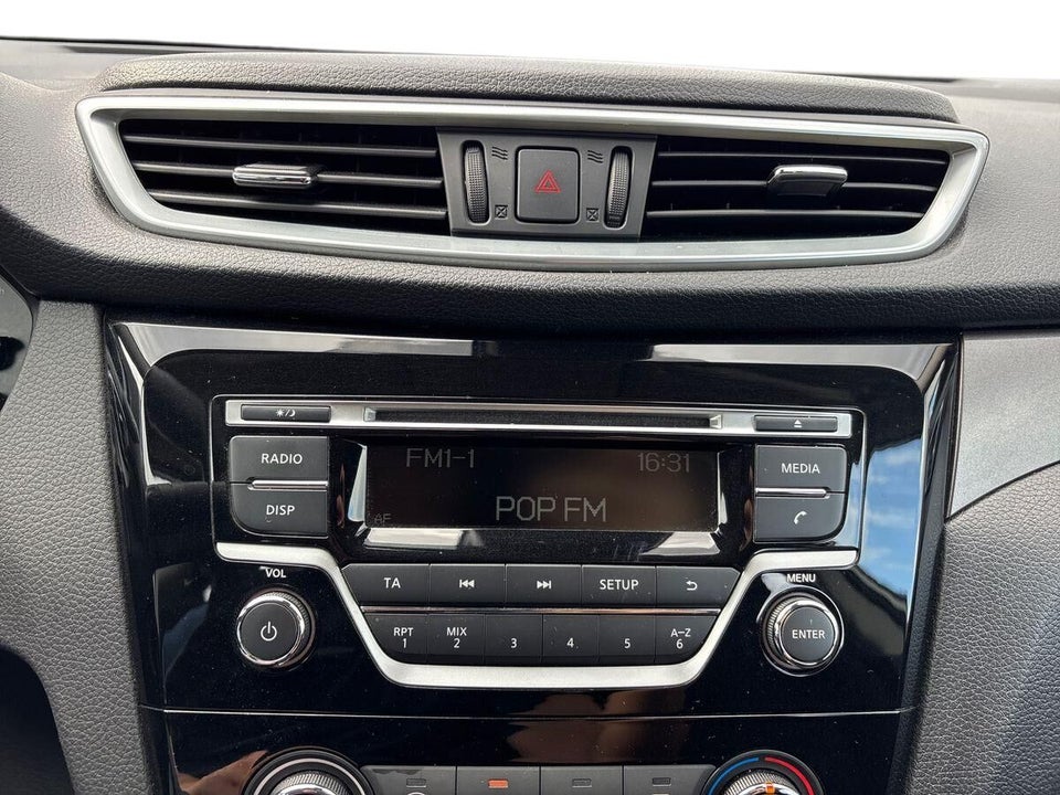 Nissan Qashqai 1,3 Dig-T 140 Visia 5d