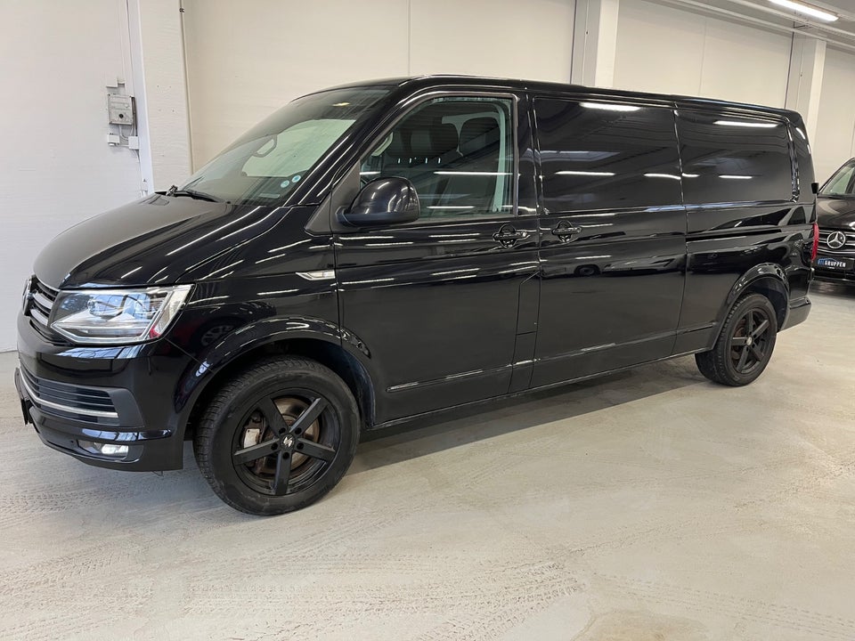 VW Transporter 2,0 TDi 204 Kassevogn DSG lang