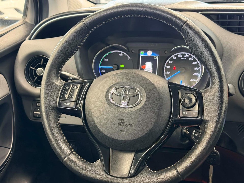 Toyota Yaris 1,5 Hybrid H2 e-CVT 5d