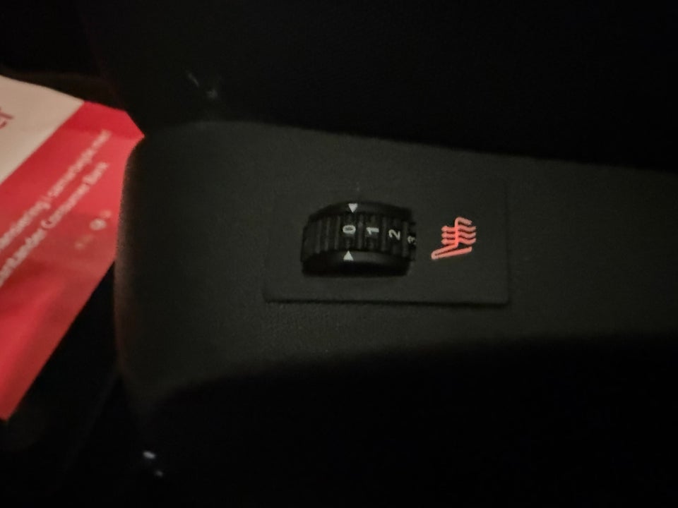 Peugeot 2008 1,2 VTi 82 Allure 5d