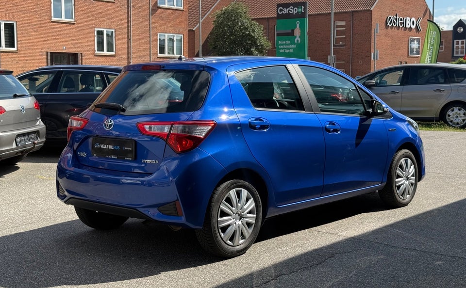 Toyota Yaris 1,5 Hybrid H3 Selected e-CVT 5d