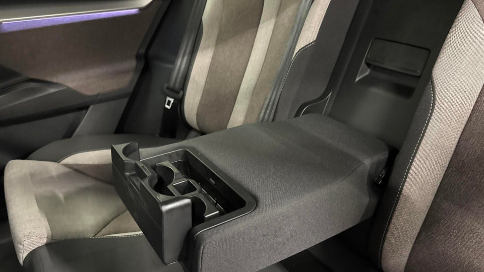 Skoda Enyaq 60 iV Selection Lodge 5d