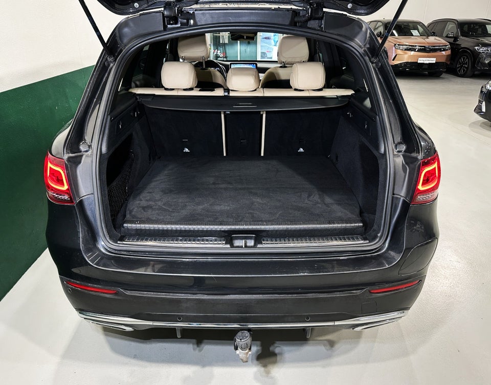 Mercedes GLC300 e 2,0 AMG Line aut. 4Matic 5d