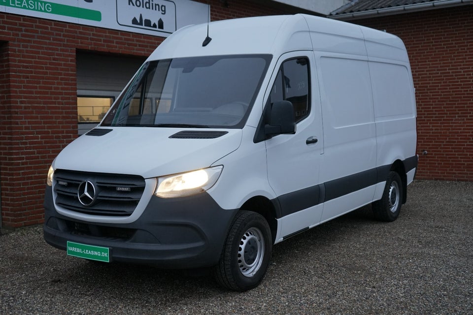Mercedes Sprinter 317 2,0 CDi A2 Kassevogn aut. RWD