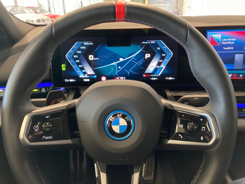BMW i5 M60 xDrive 4d