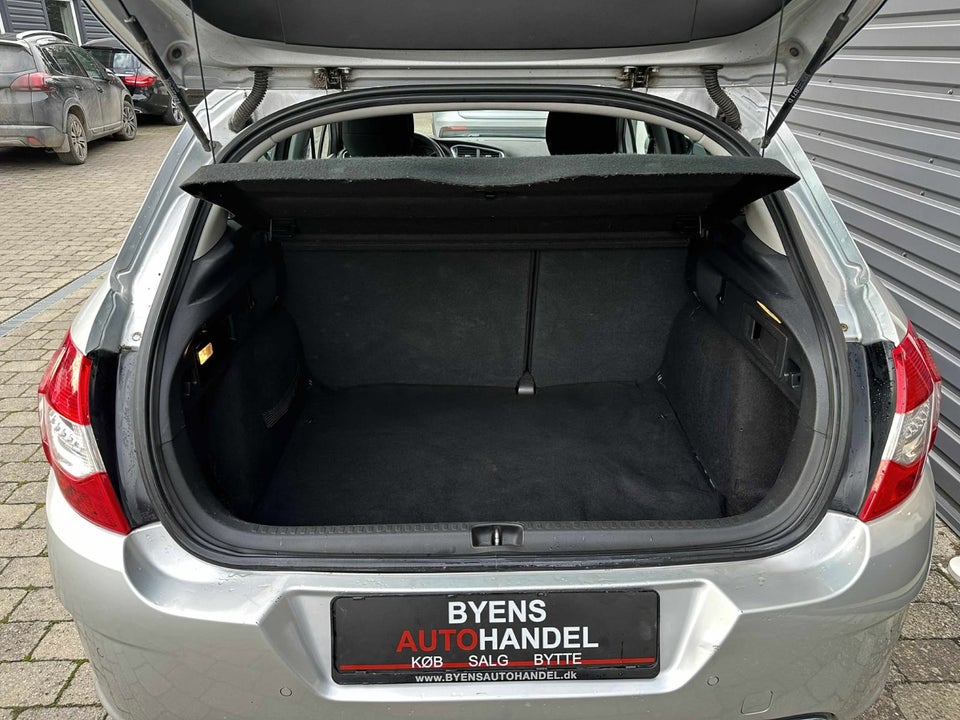 Citroën C4 1,6 e-HDi 112 Seduction E6G 5d