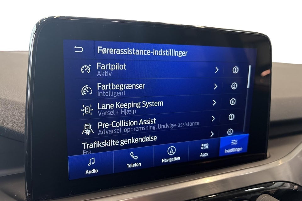 Ford Kuga 2,5 PHEV Titanium CVT 5d