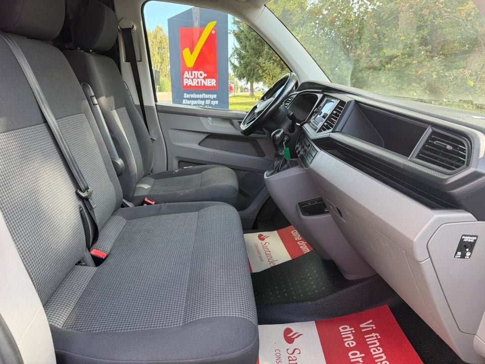 VW Transporter 2,0 TDi 150 Kassevogn DSG lang