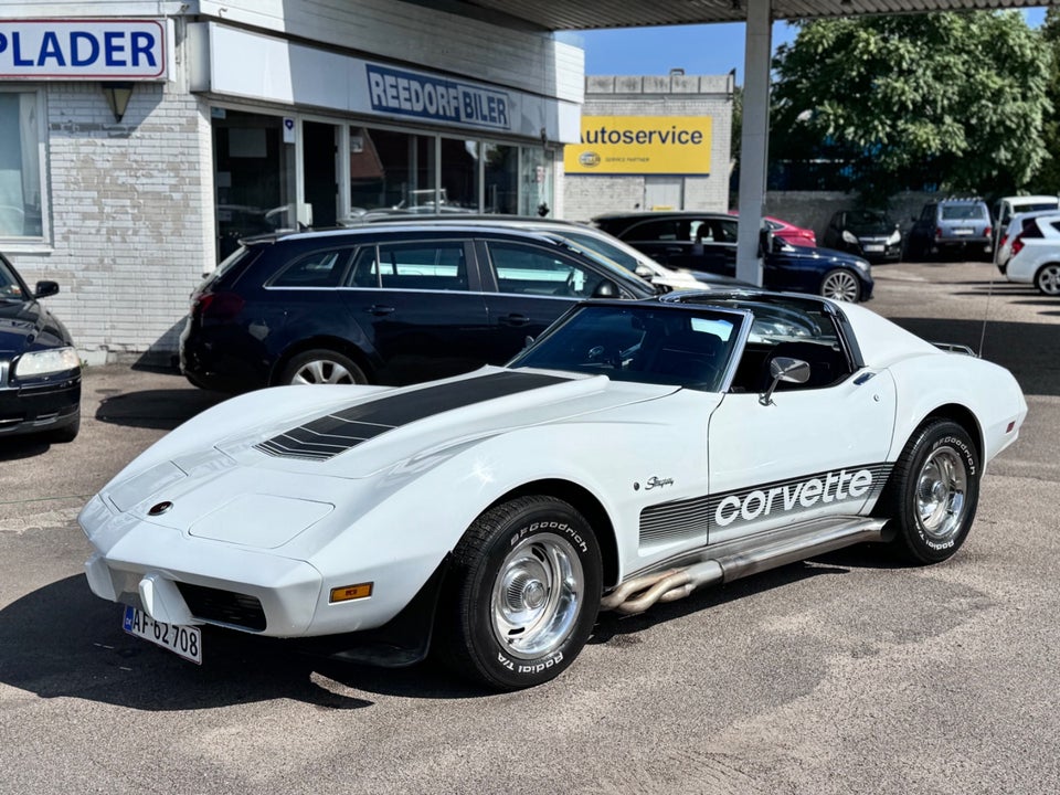 Chevrolet Corvette Stingray 2d