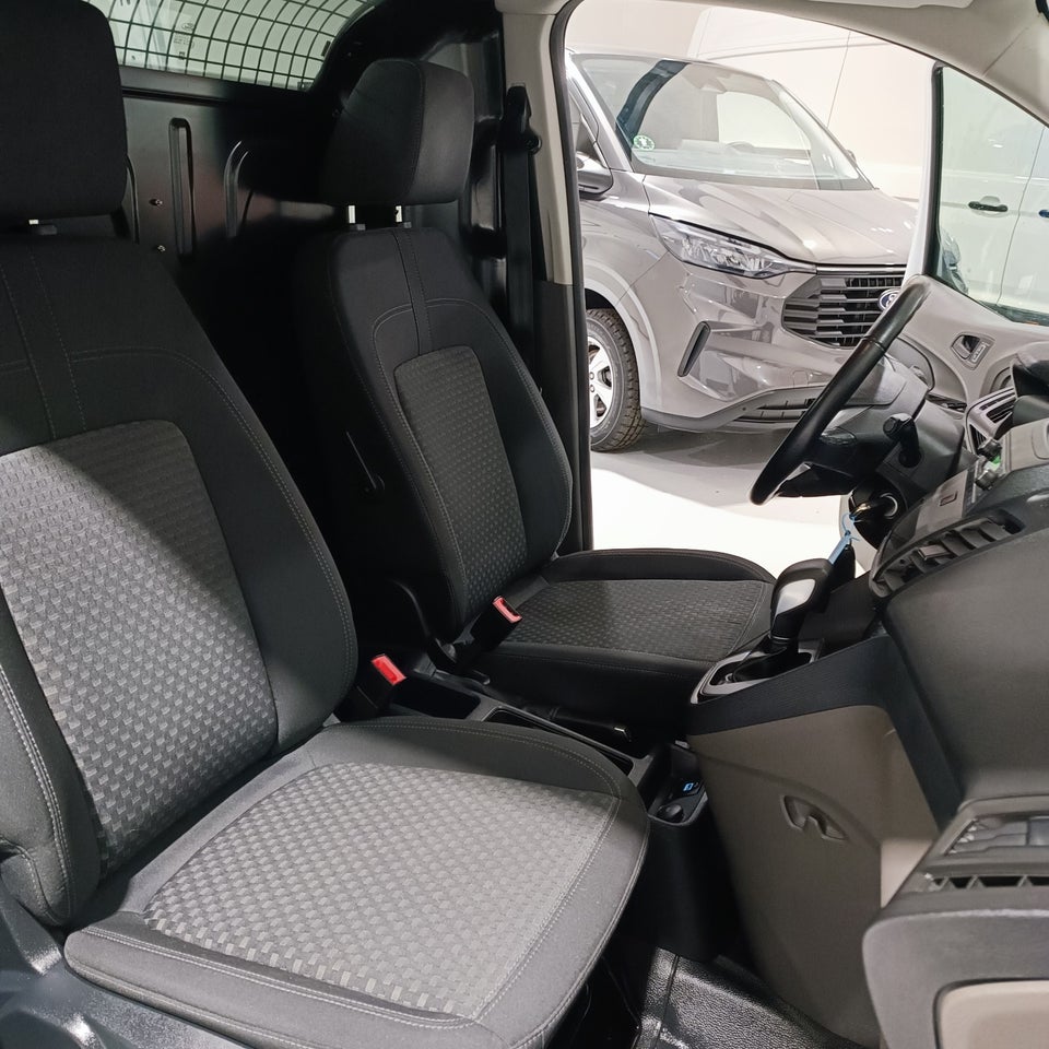 Ford Transit Connect 1,5 EcoBlue Trend aut. kort