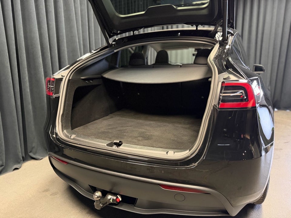 Tesla Model Y Performance AWD 5d
