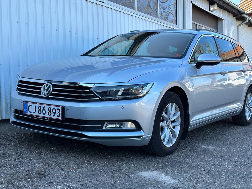 VW Passat 1,6 TDi 120 Comfortline Variant DSG 5d