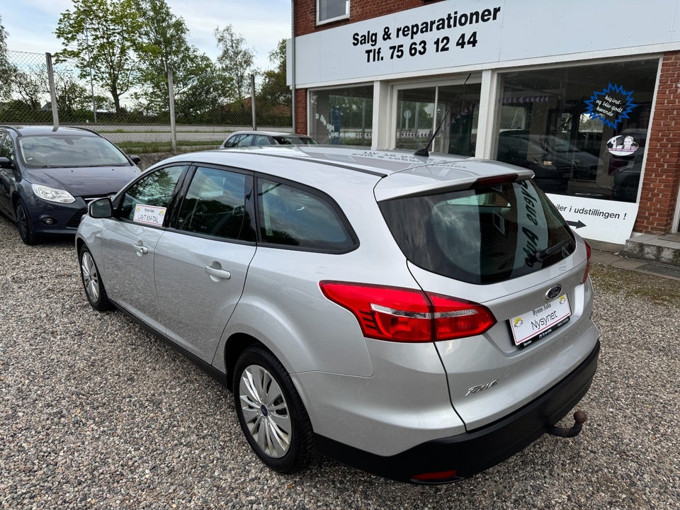 Ford Focus 1,0 SCTi 125 Business stc. 5d