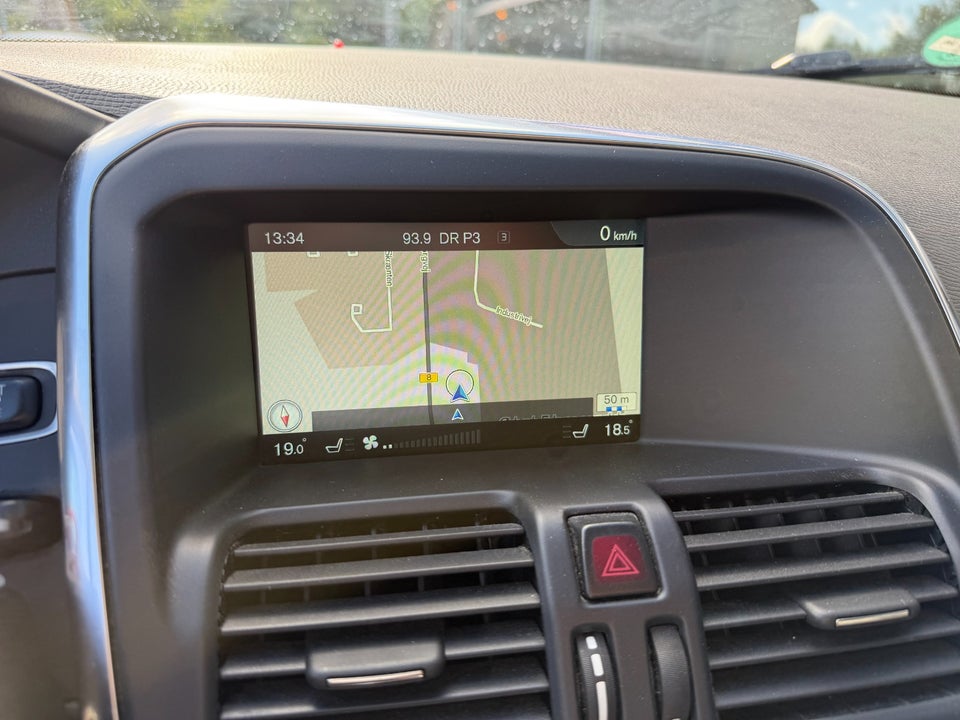 Volvo XC60 2,0 D4 190 Momentum aut. 5d