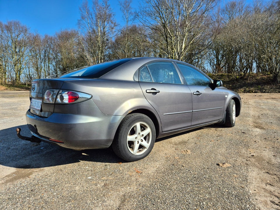 Mazda 6 2,0 Advance 4d