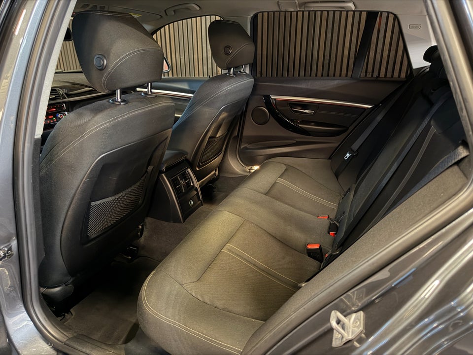 BMW 320d 2,0 Touring M-Sport aut. 5d