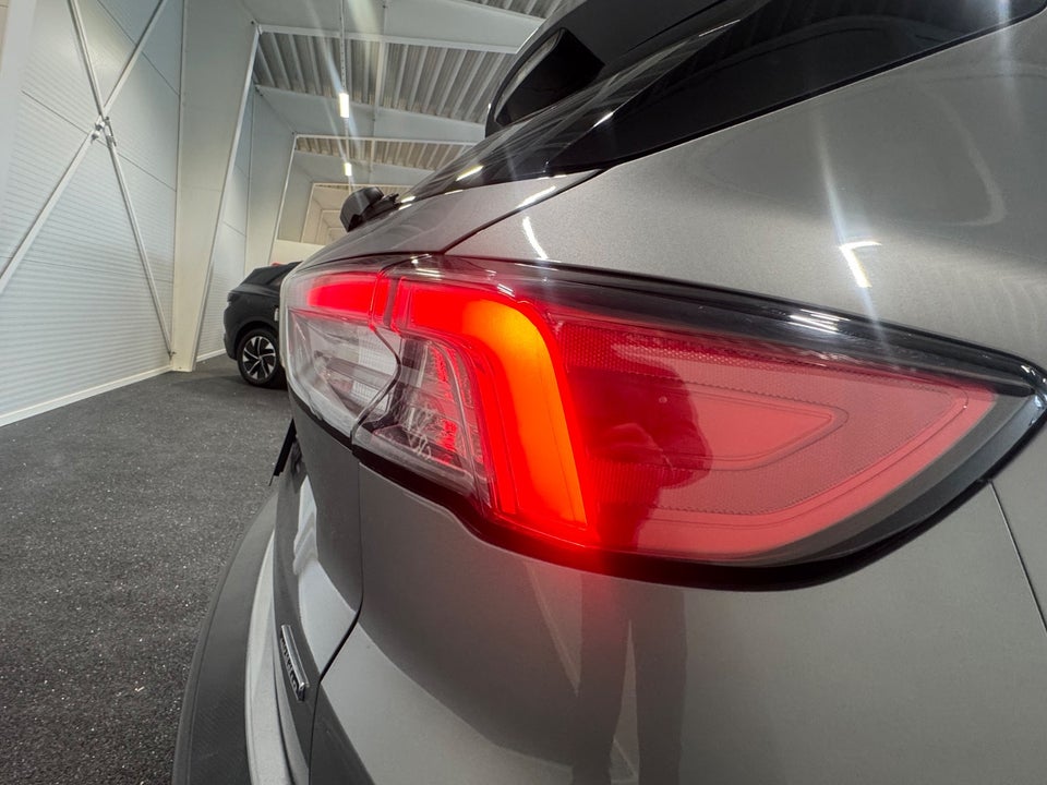 Ford Kuga 2,5 PHEV Titanium X CVT 5d