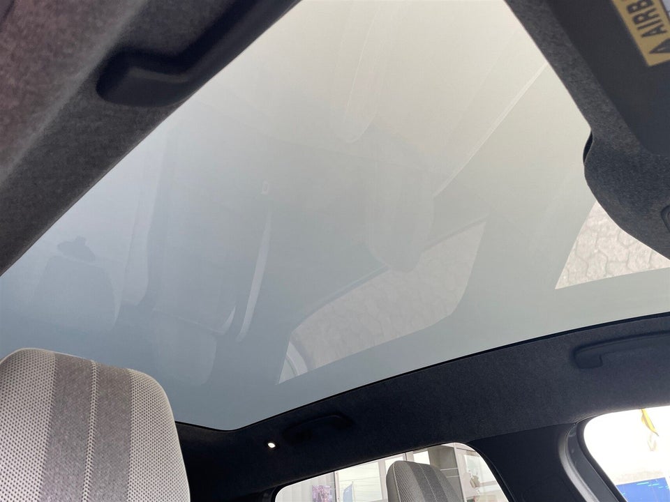 Renault Scenic E-Tech 87 Iconic 5d