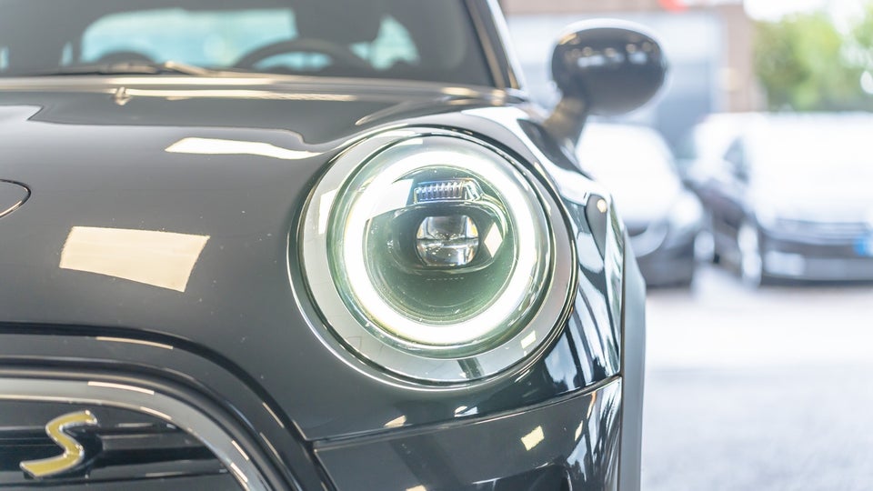 MINI Cooper SE Classic Trim 3d