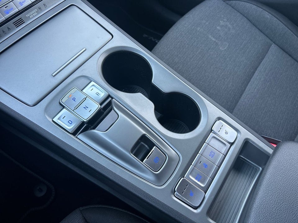 Hyundai Kona 39 EV Select 5d