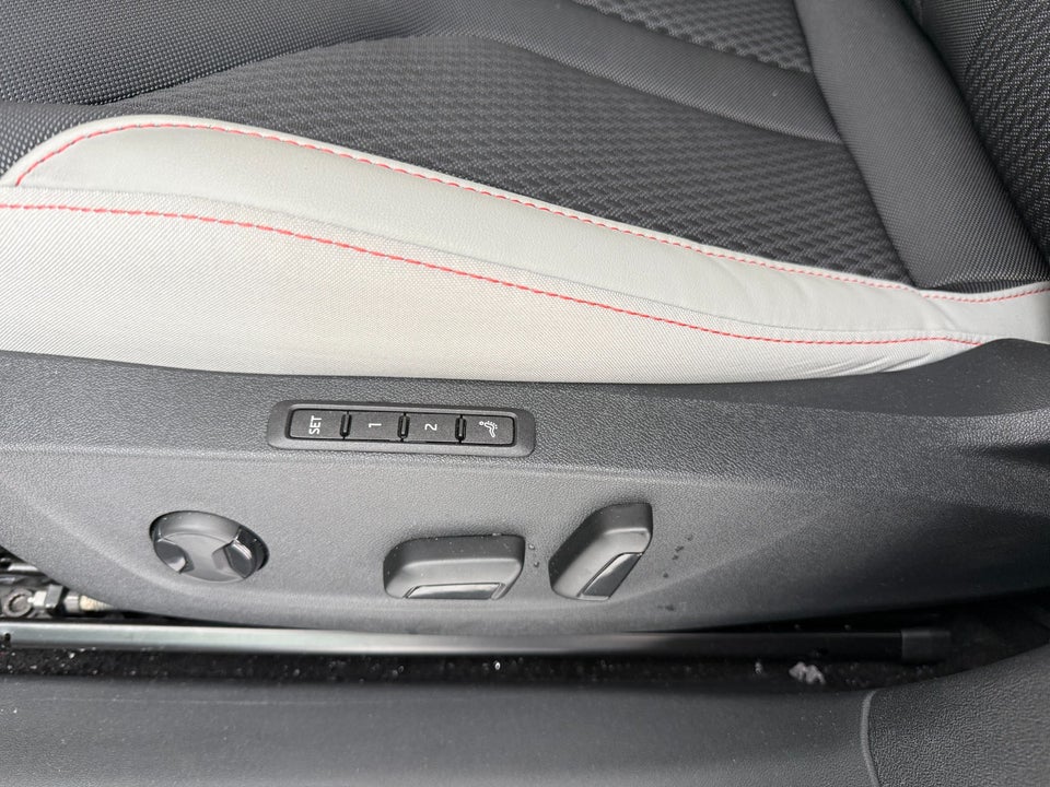 Skoda Elroq 85 iV Lodge Maxx 5d