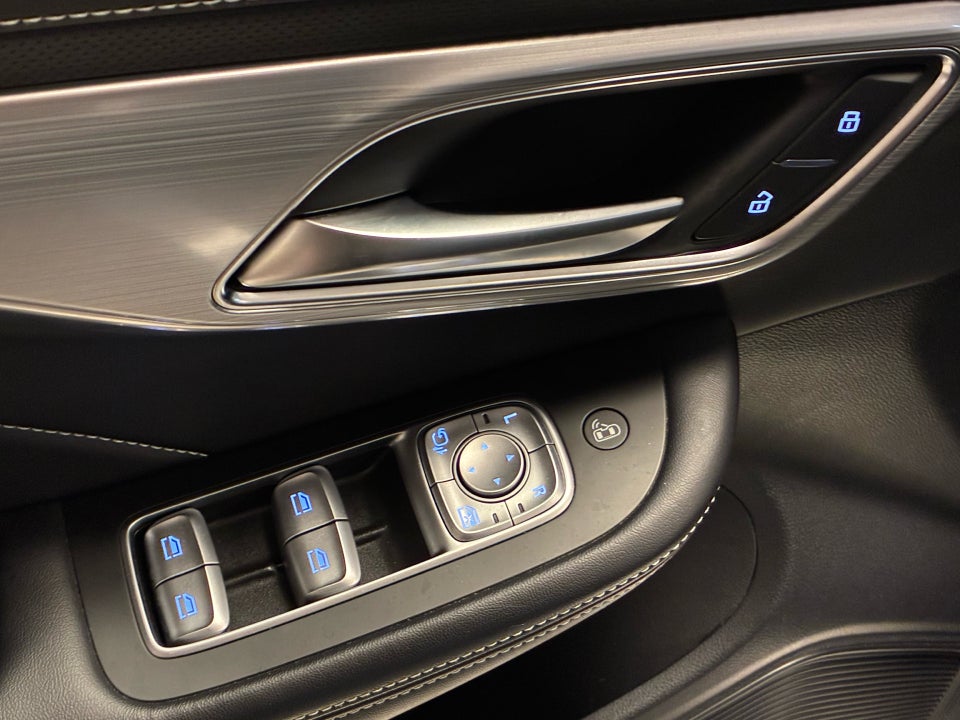 MG Marvel R Luxury 5d