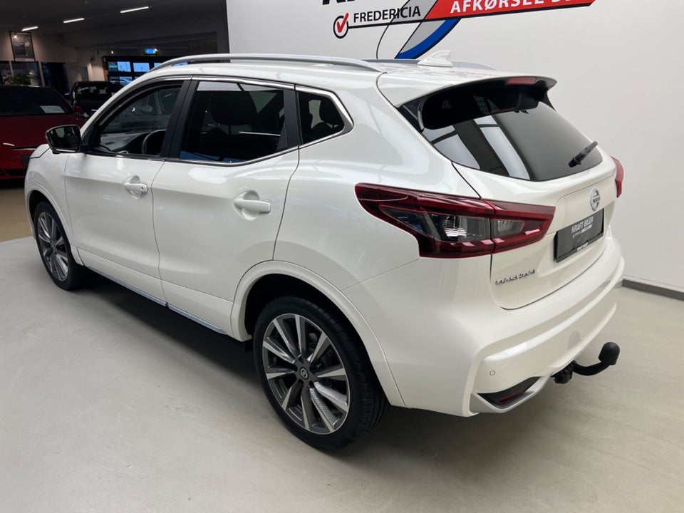 Nissan Qashqai 1,3 Dig-T 140 Tekna+ 5d