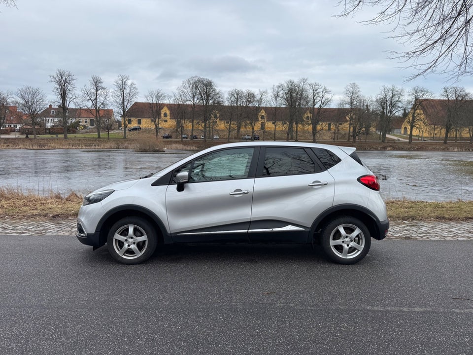 Renault Captur 0,9 TCe 90 Dynamique 5d