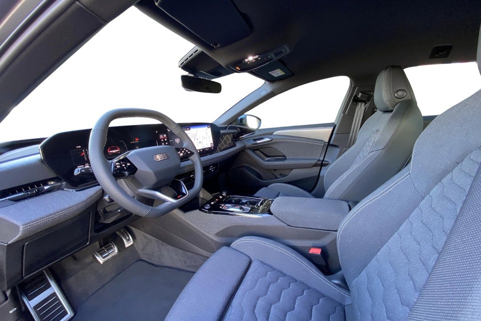 Audi A6 e-tron S-line plus Avant 5d