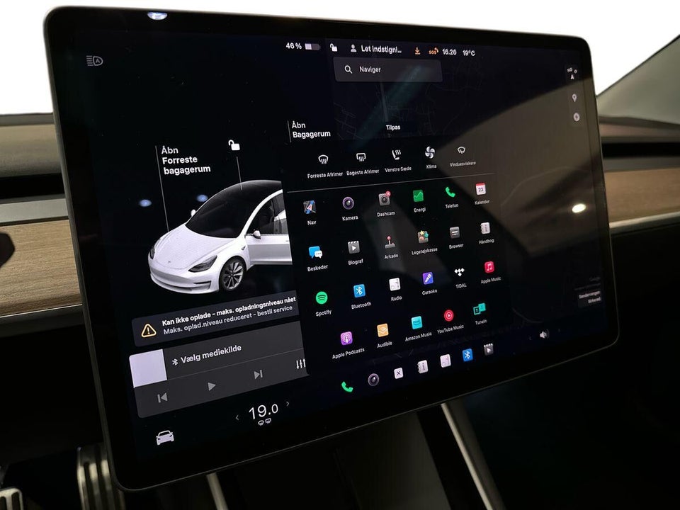 Tesla Model 3 Long Range AWD 4d
