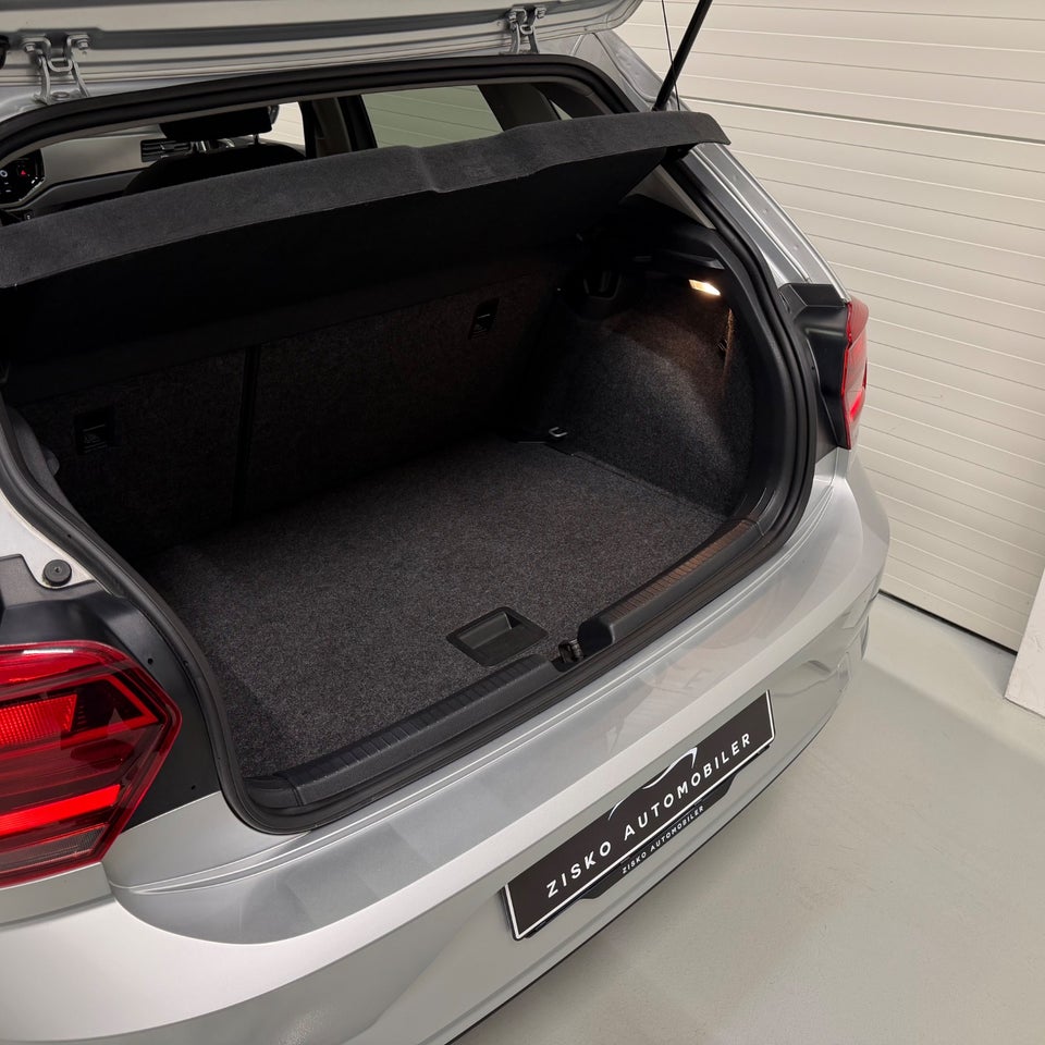 VW Polo 1,6 TDi 95 Comfortline 5d