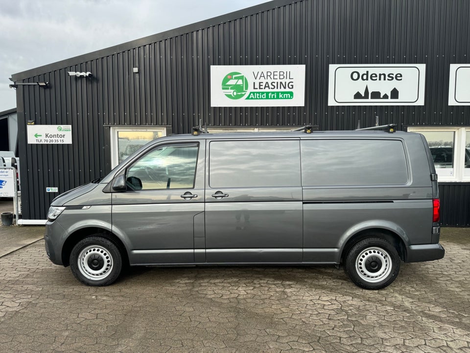 VW Transporter 2,0 TDi 150 Kassevogn DSG lang